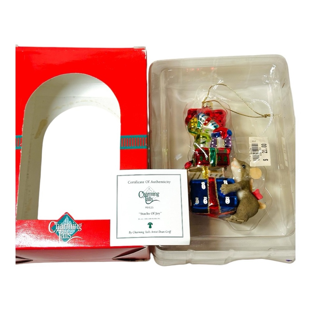 Charming Tails Blown Glass Christmas Tree Ornament Stacks Of Joy In Box with tag - Picture 8 of 10